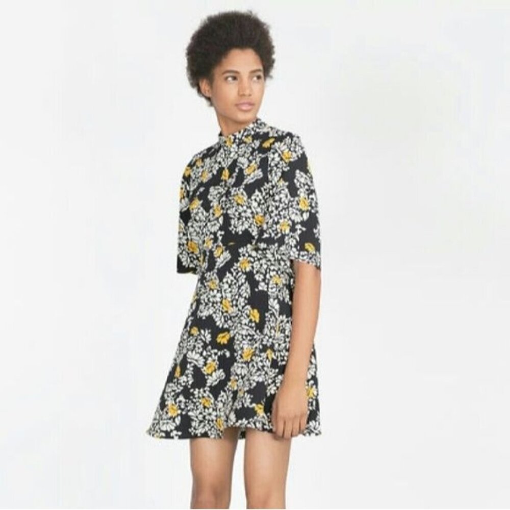 Zara Basic Womens Floral Print A-Line Dress M 100% Polyester.